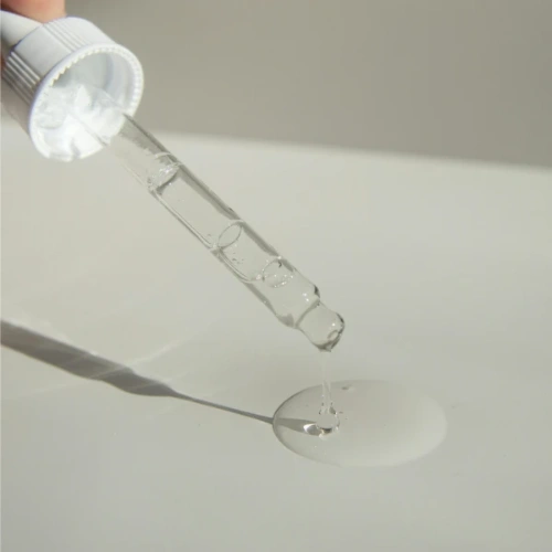Polydimethylsiloxane & Cyclopentasiloxane